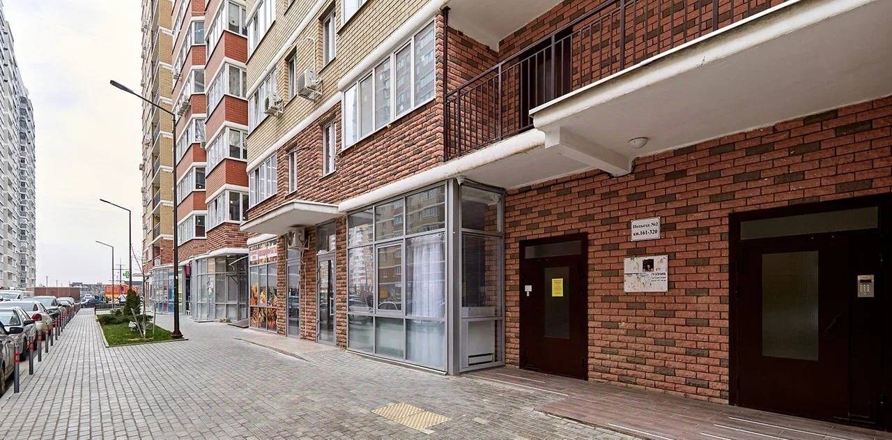 квартира г Краснодар р-н Прикубанский ул им. Цезаря Куникова 24к/3 фото 10