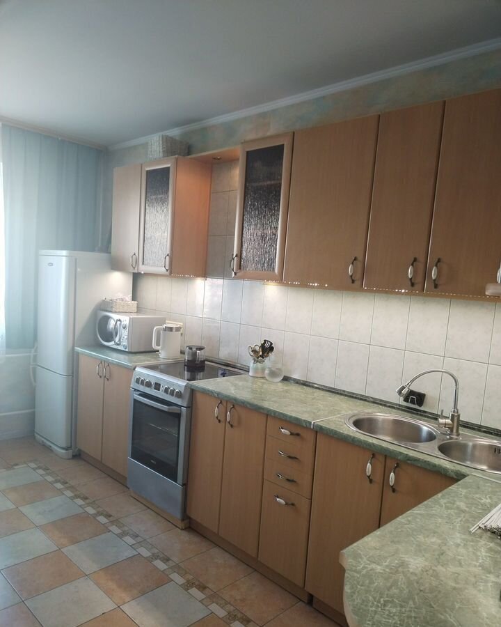 квартира г Красноярск р-н Советский ул Ястынская 2ж фото 3