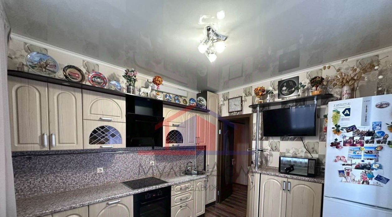 квартира г Старый Оскол Дубрава 3 кв-л, 1А фото 1