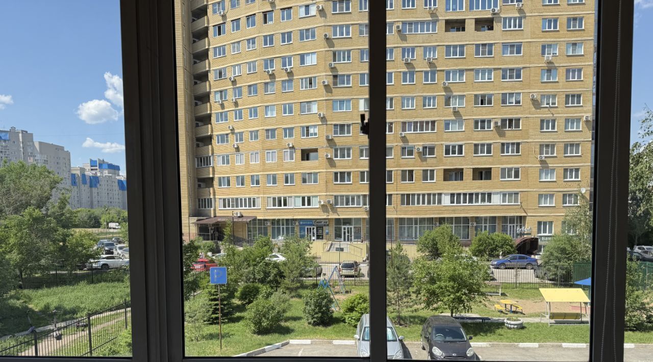 квартира г Омск р-н Кировский ул 70 лет Октября 11 фото 6