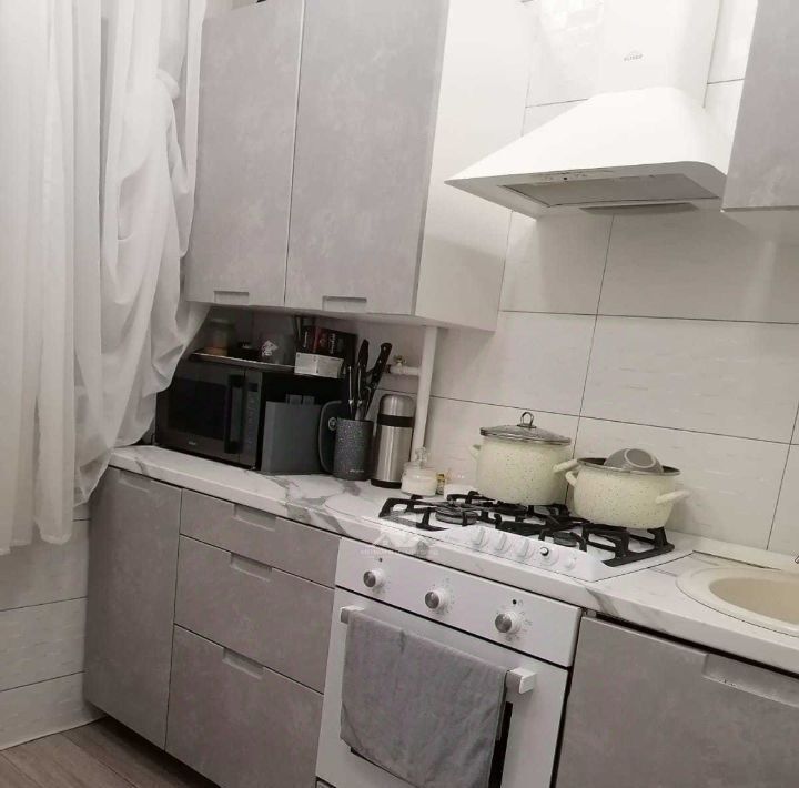 квартира г Белгород Западный ул 5 Августа 6 фото 8