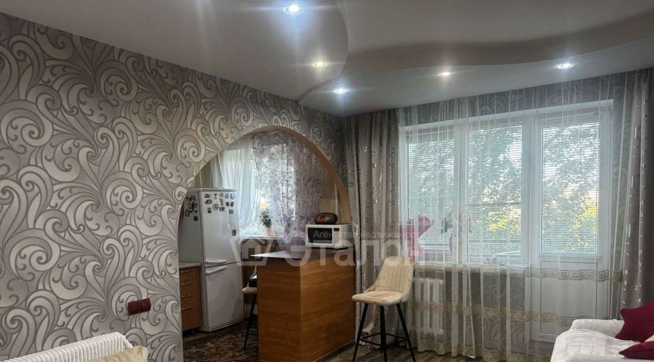 квартира г Волжский ул им генерала Карбышева 35а фото 4