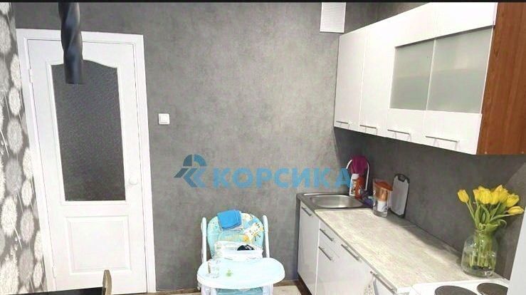 квартира г Набережные Челны р-н Автозаводский пр-кт Абдурахмана Абсалямова 11 фото 1