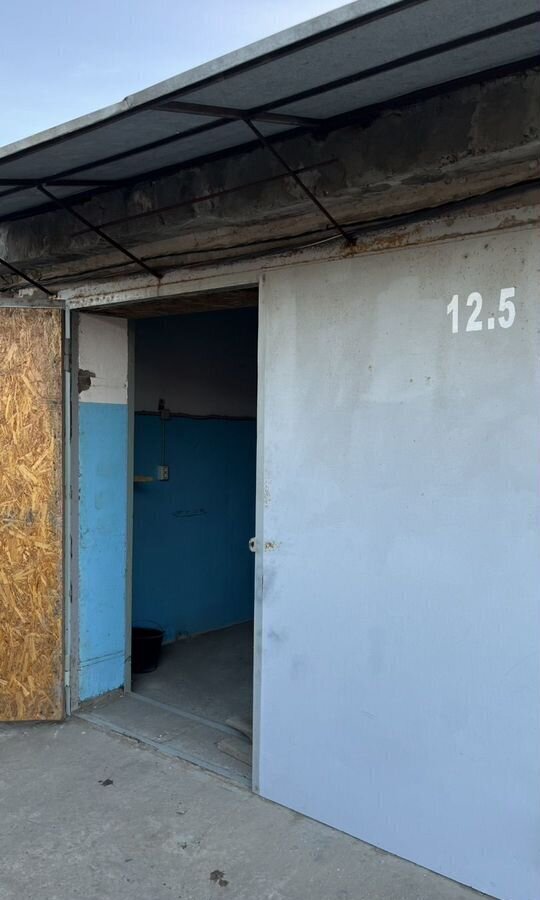гараж г Астрахань р-н Ленинский тер ГСК Лебедия 12/3 фото 1