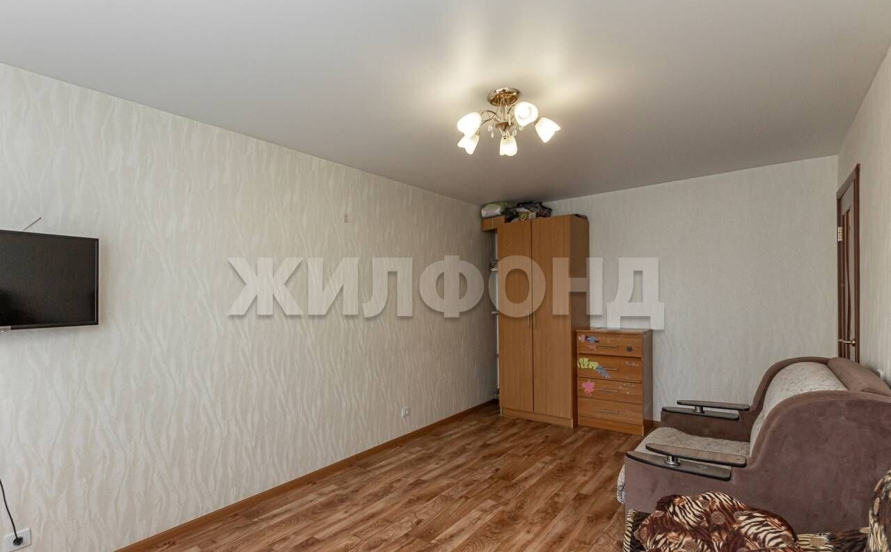 квартира г Барнаул р-н Октябрьский ул Беляева 21 фото 18