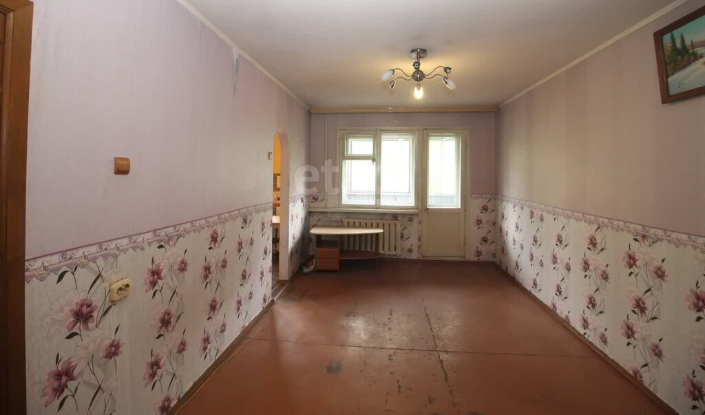 квартира г Междуреченск ул Комарова 19 фото 2