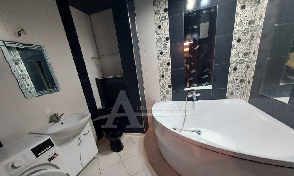 квартира г Георгиевск ул Салогубова 3 фото 2
