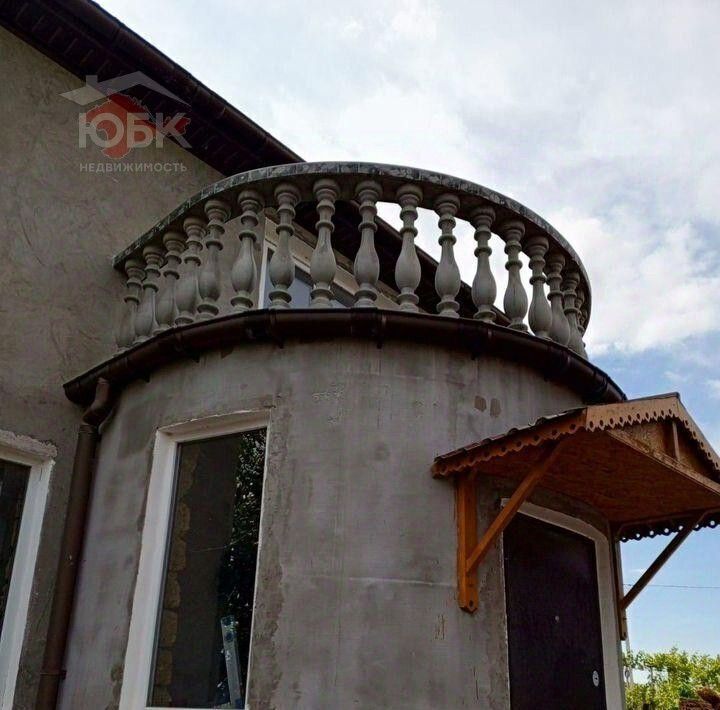 дом г Евпатория пгт Новоозерное пл. Центральная фото 3