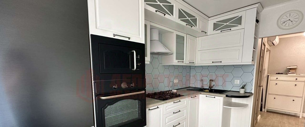 квартира г Астрахань р-н Советский ул Кубанская 19к/1 фото 2