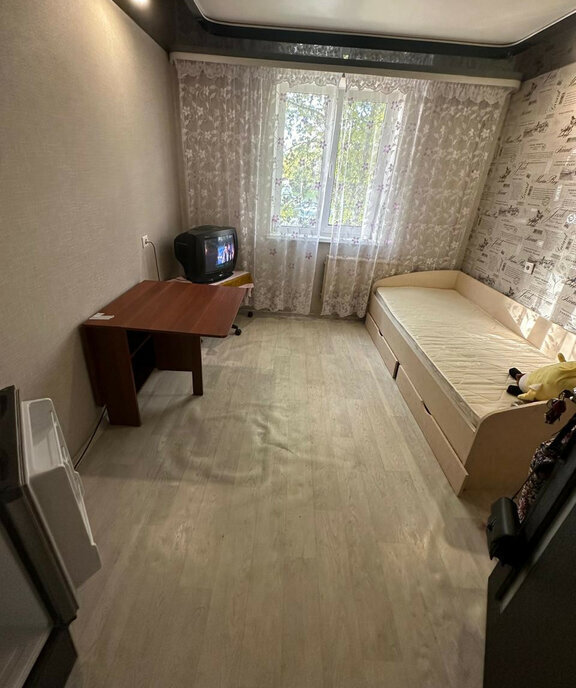 комната г Колпино ул Веры Слуцкой 19 Шушары фото 6