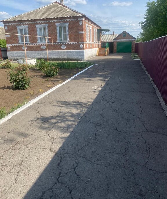 дом г Новошахтинск ул Коненкова 111 фото 2