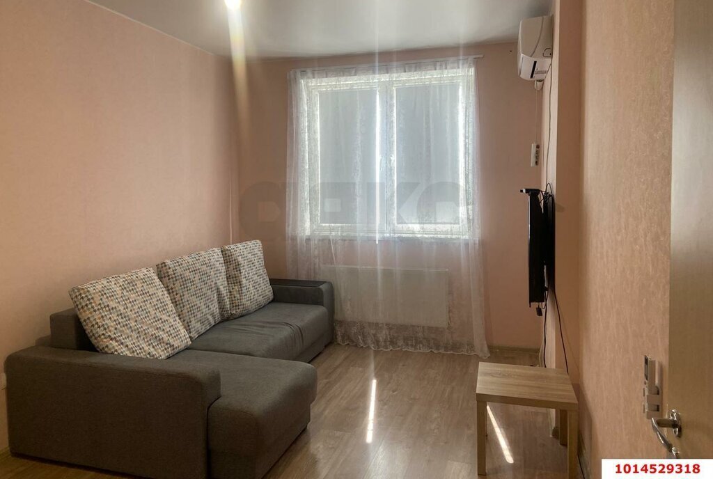 квартира г Краснодар ул Черкасская 73 фото 1