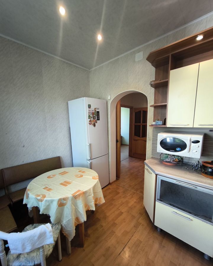 квартира г Новокузнецк р-н Центральный пр-кт Строителей 38 фото 2