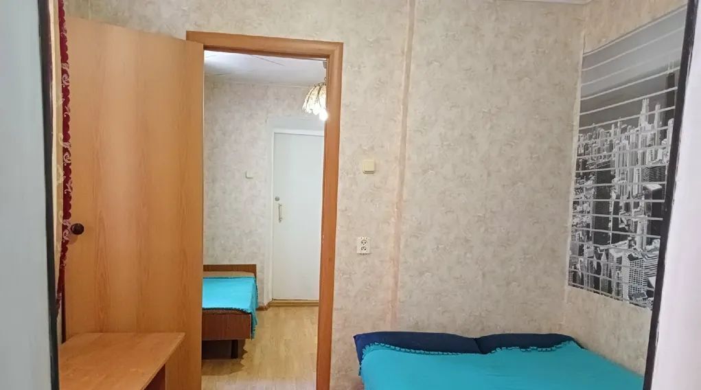 комната р-н Ейский г Ейск ул Морская 237 фото 2