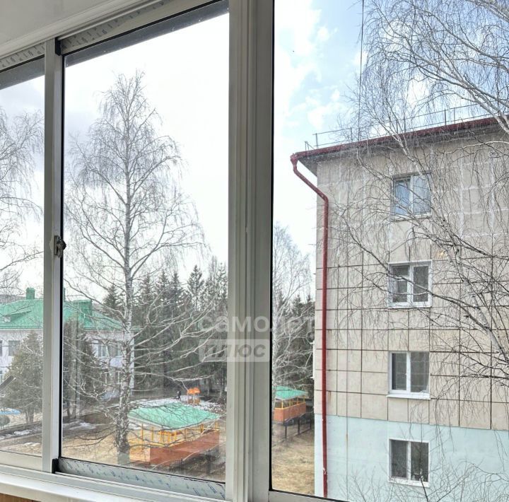 квартира г Октябрьский 35-й микрорайон 10 фото 4