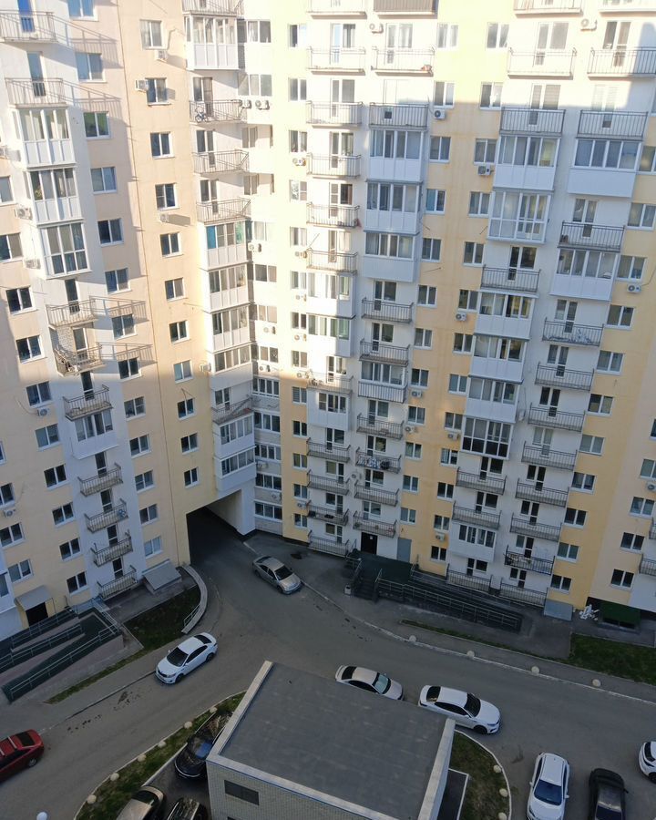 квартира г Саратов р-н Ленинский ул им Блинова Ф.А. 52в фото 15
