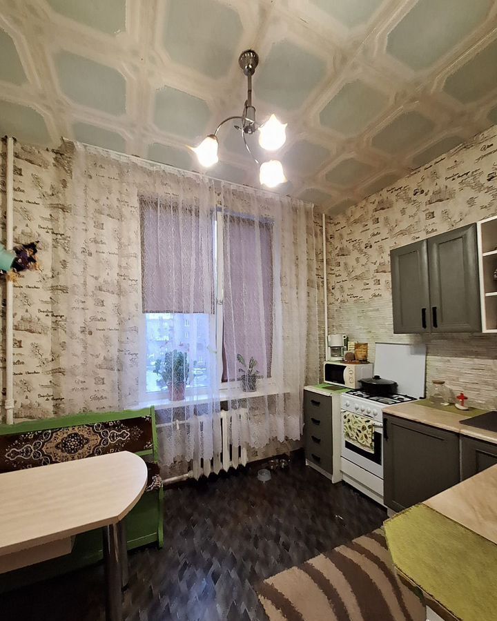 квартира г Череповец р-н Индустриальный ул Металлургов 21 фото 4