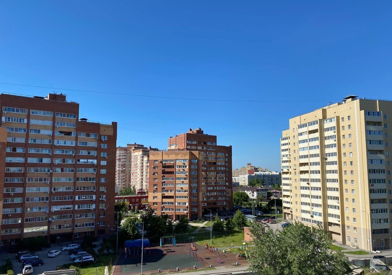 квартира г Тольятти р-н Автозаводский ул 40 лет Победы 5г фото 5