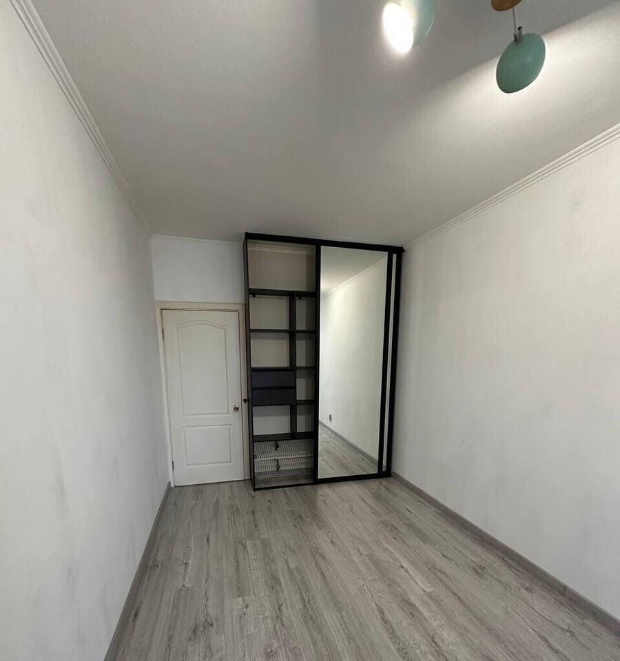квартира г Красноярск Взлётка ул Шахтеров 42 м-н фото 1
