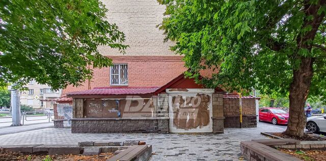 торговое помещение р-н Центральный ул Коммуны 88 фото