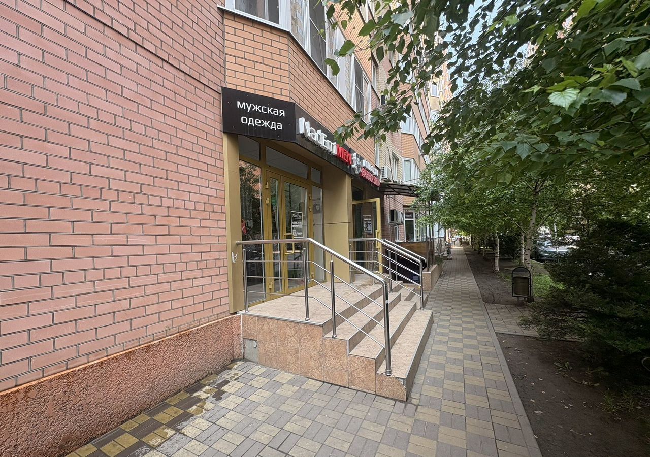 торговое помещение г Краснодар р-н Прикубанский ул им. Героя Яцкова И.В. 15к/2 фото 2