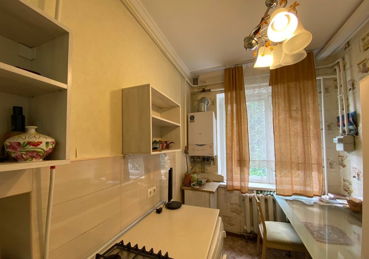 квартира г Симферополь ул Генерала Захарова 1 фото 5