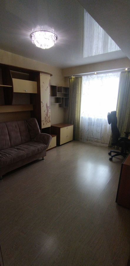квартира г Губкинский 9-й мкр-н, 23, Тюменская обл. фото 1