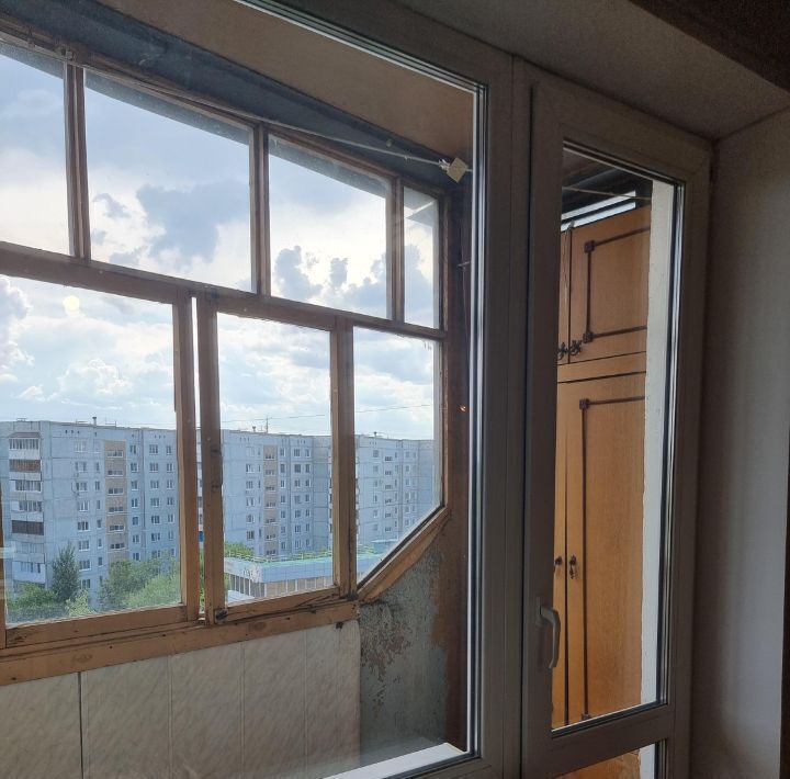 квартира г Омск р-н Кировский ул Дианова 2 фото 14