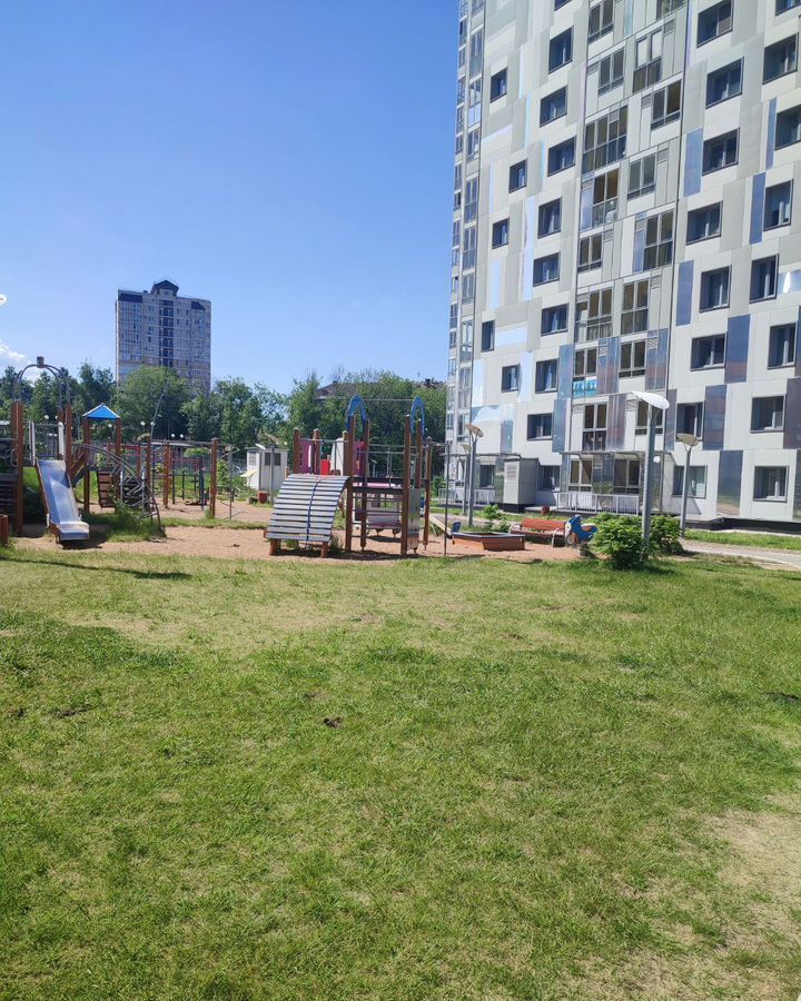 квартира г Пермь р-н Свердловский ул Революции 52в фото 20