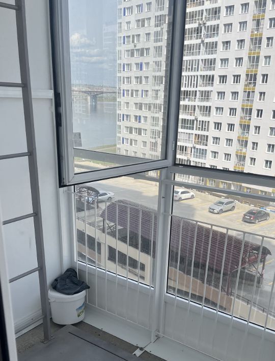квартира г Красноярск р-н Свердловский ул Лесников 35 фото 2