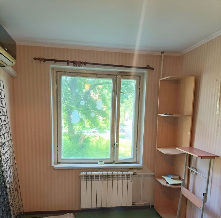комната г Тольятти р-н Автозаводский пр-кт Московский 15 фото 1