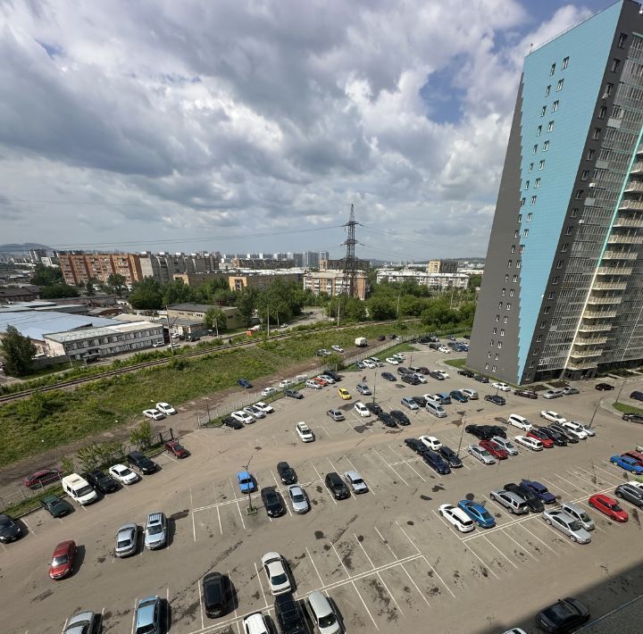 квартира г Красноярск р-н Свердловский ул Александра Матросова 36 фото 19
