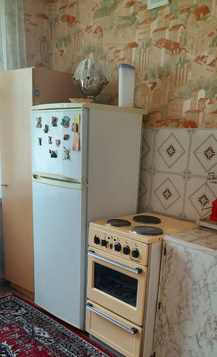 квартира г Тольятти р-н Комсомольский ул Матросова 16 фото 3