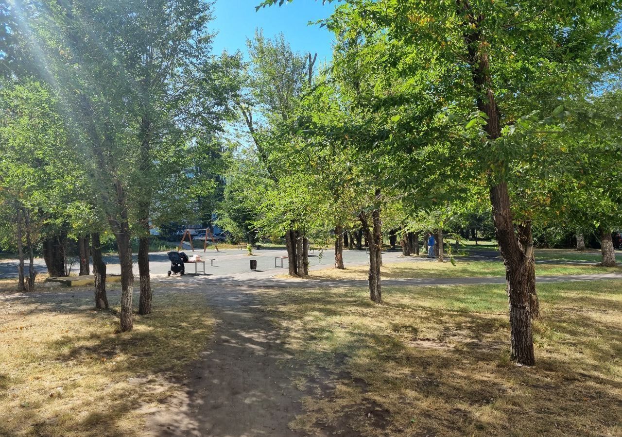 квартира г Тольятти р-н Автозаводский пр-кт Степана Разина 16в фото 4
