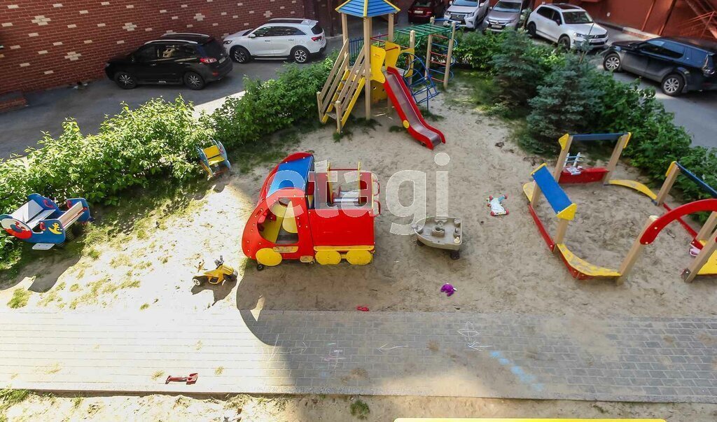 квартира г Тюмень ул Советская 51к/2 фото 3