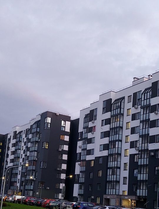 квартира г Тольятти р-н Автозаводский ул 40 лет Победы 43 фото 1