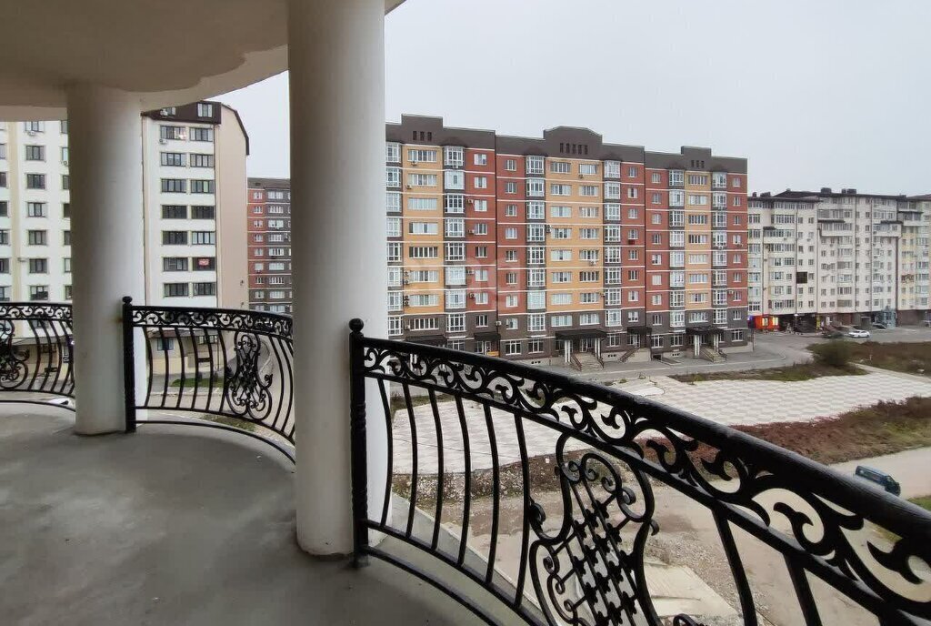 квартира г Нальчик улица Героя России Т. М. Тамазова, 2А фото 2