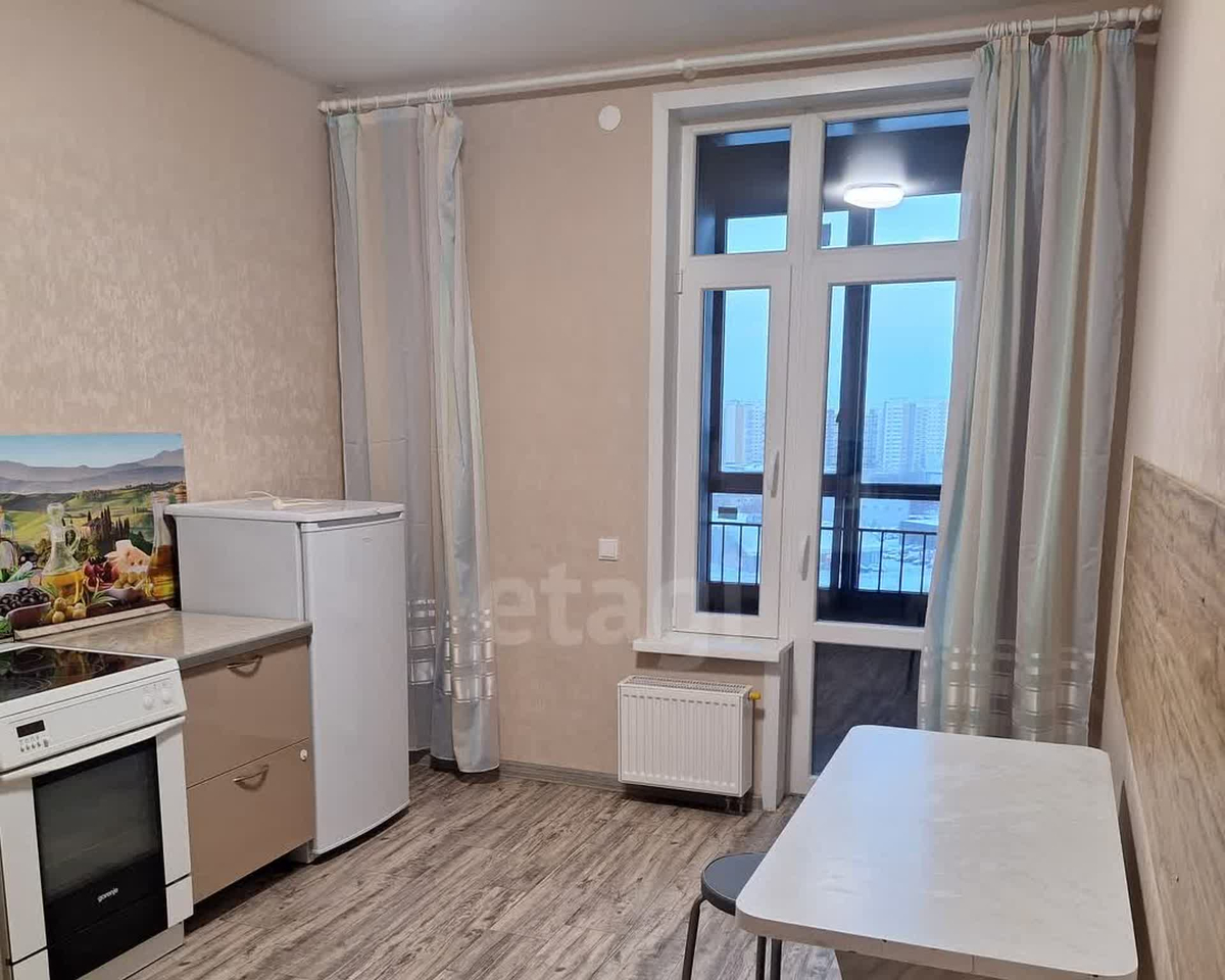 квартира г Красноярск Взлётка ул Октябрьская 16 м-н фото 6