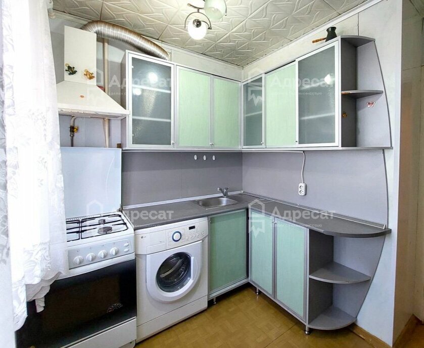 квартира г Волгоград р-н Тракторозаводский ул им. академика Богомольца 19 фото 2