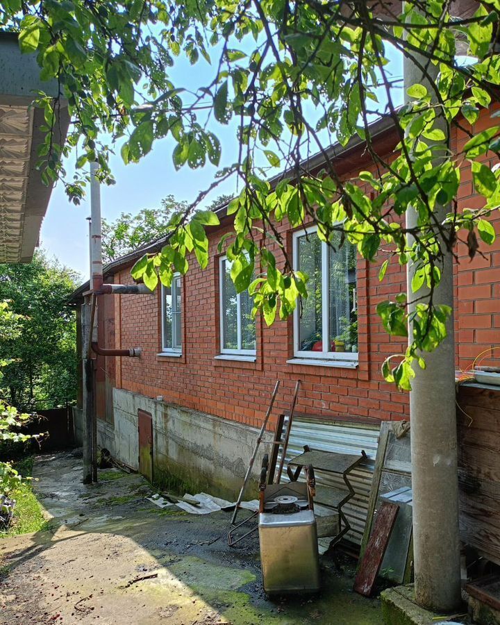 дом р-н Апшеронский г Хадыженск ул Красногвардейская Хадыженское городское поселение фото 6