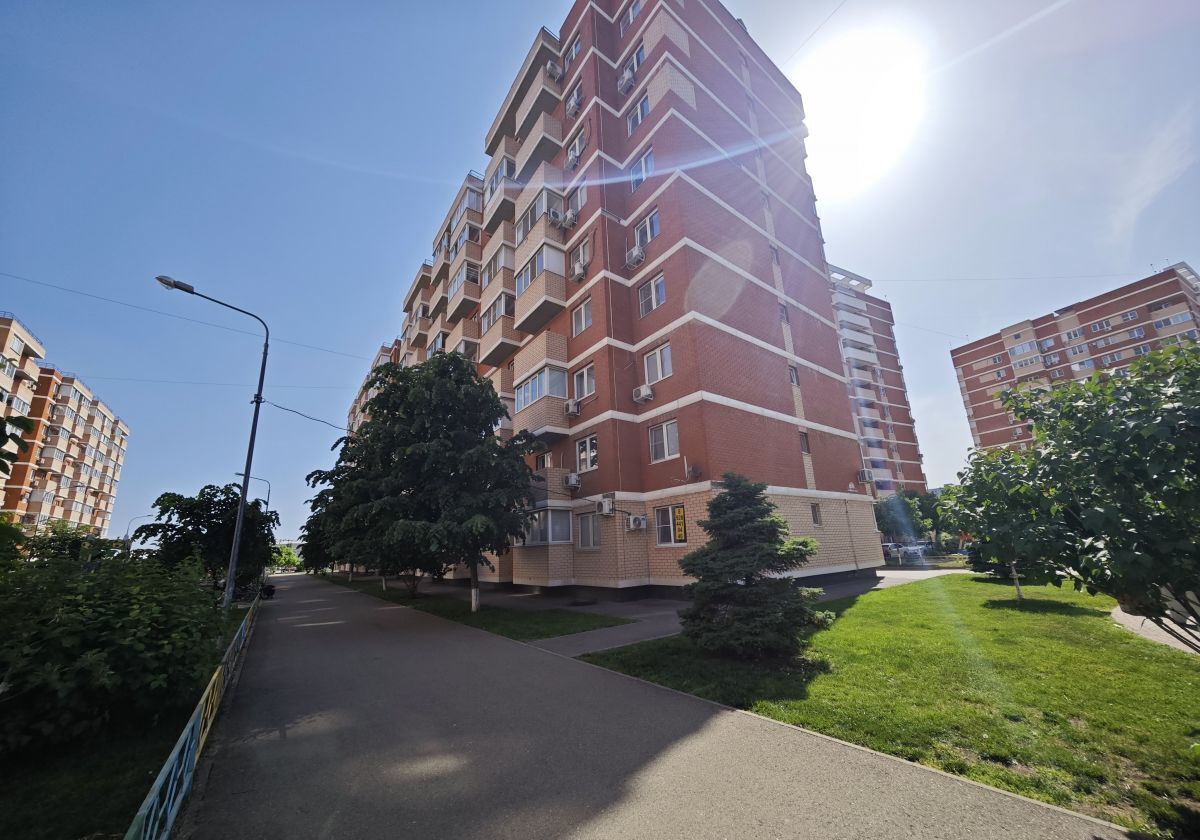 квартира г Краснодар р-н Прикубанский ул Западный Обход 42к/5 фото 2