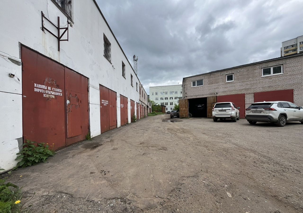 гараж г Киров р-н Ленинский пр-кт Октябрьский 118г фото 2