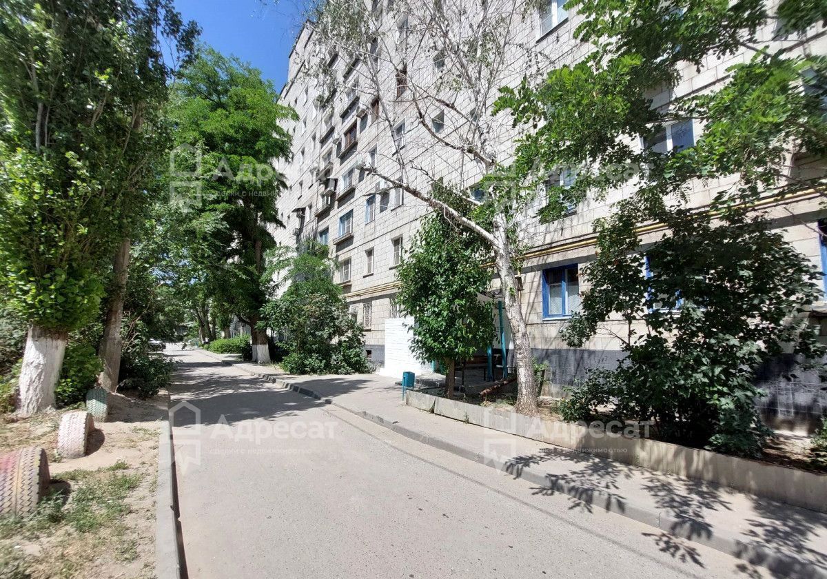 квартира г Волгоград р-н Тракторозаводский ул им. академика Богомольца 19 фото 11