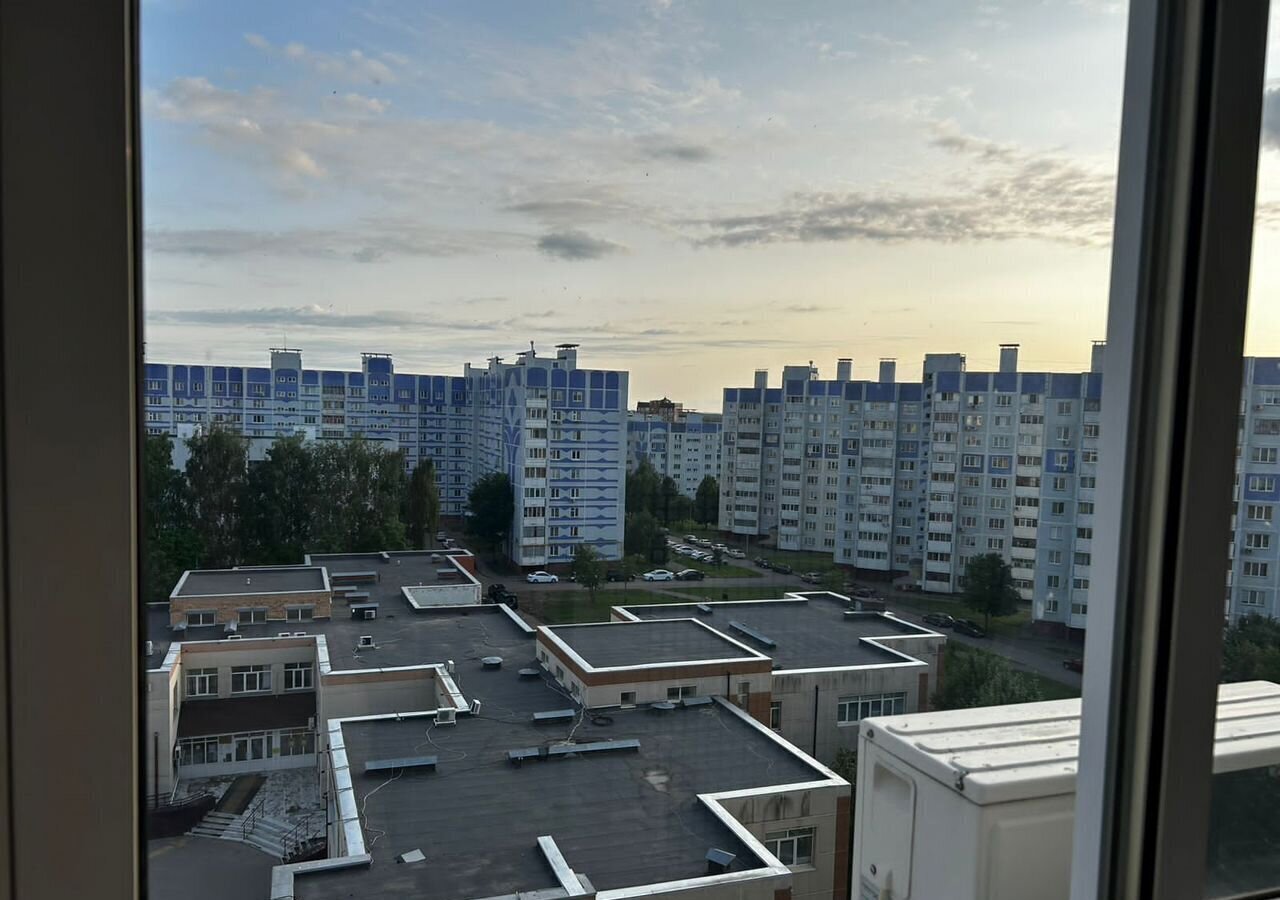 квартира р-н Нижнекамский г Нижнекамск пр-кт Мира 52 муниципальное образование Нижнекамск фото 11