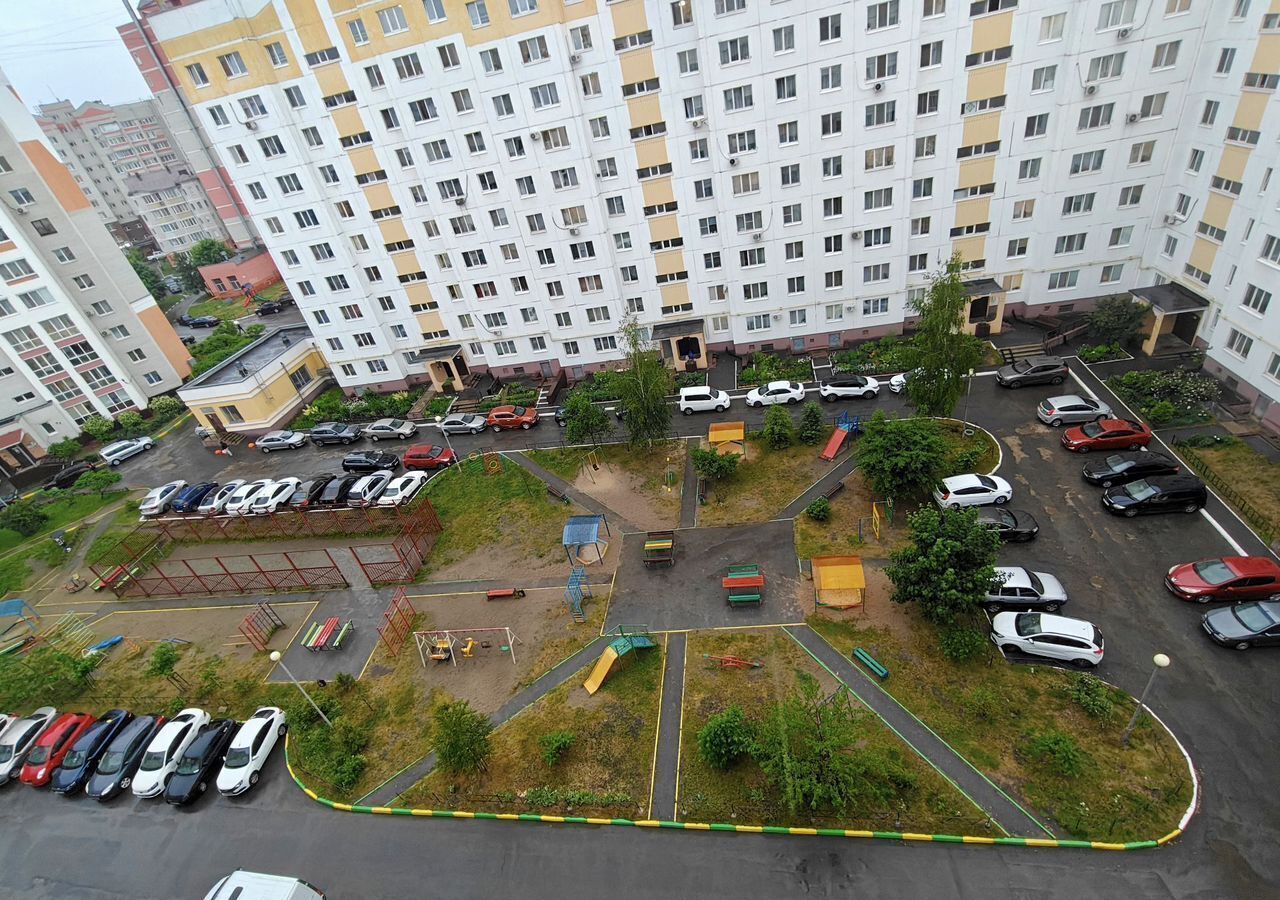 квартира г Брянск р-н Советский ул Авиационная 25 фото 16