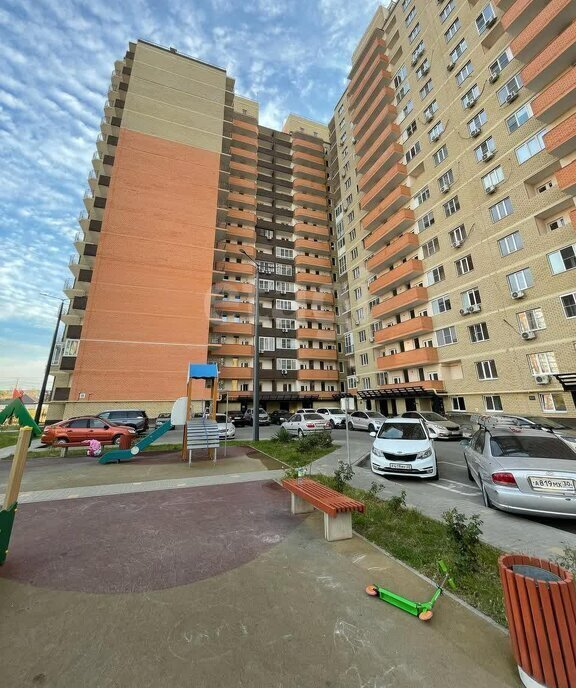 квартира г Астрахань р-н Советский ул Трофимова 6 ЖК «Новый город» фото 3
