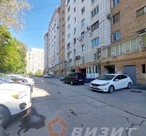 р-н Октябрьский Российская ул Революционная 75 фото