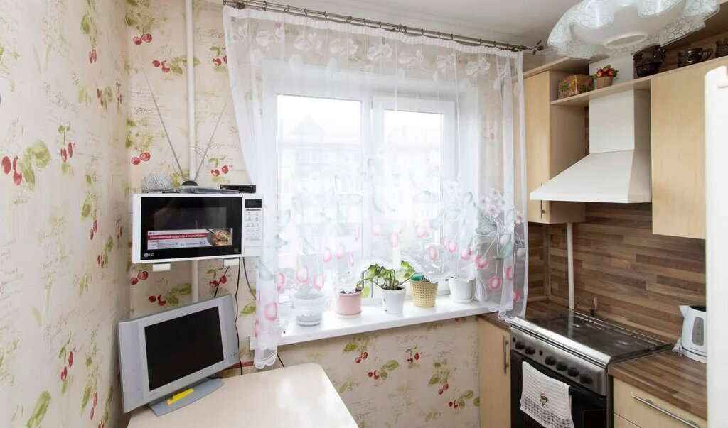 квартира г Тюмень проезд Геологоразведчиков 34 фото 12