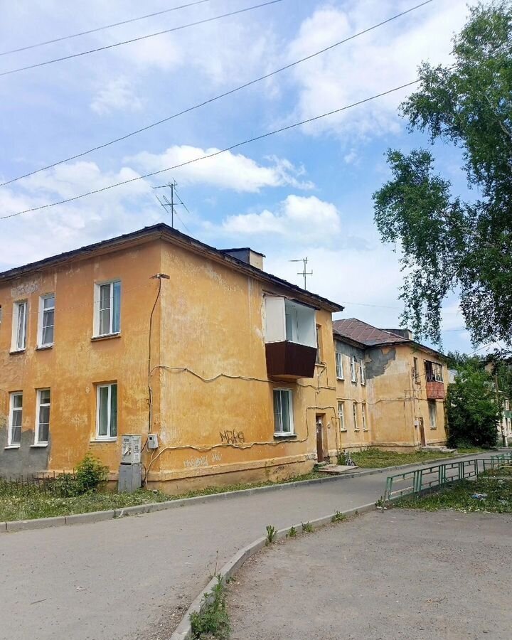 квартира г Верхний Уфалей ул Уфалейская 3 Верхнеуфалейский г. о. фото 1