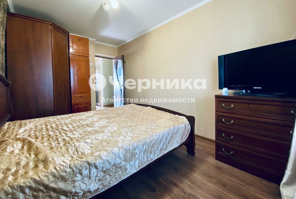 квартира г Каменск-Шахтинский ул Желябова 50 фото 12